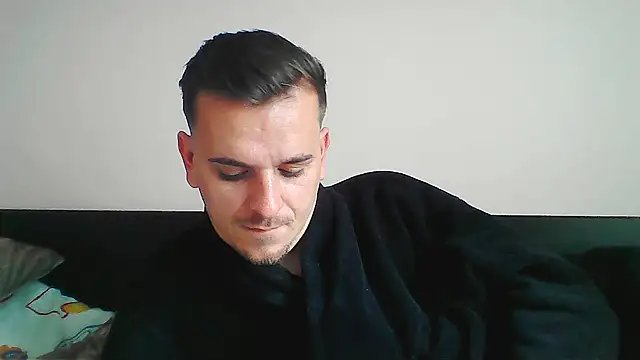 Huge cock22cm online show from 16, 10, 2025