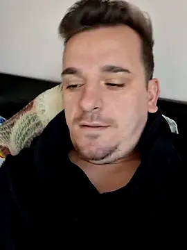 Huge cock22cm online show from 17, 12, 2025