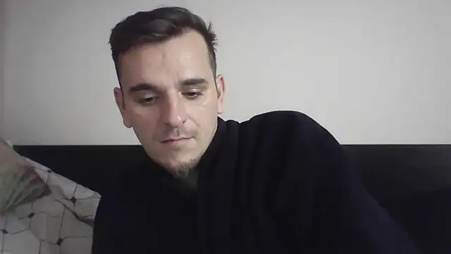 Huge cock22cm online show from 16, 3, 2025