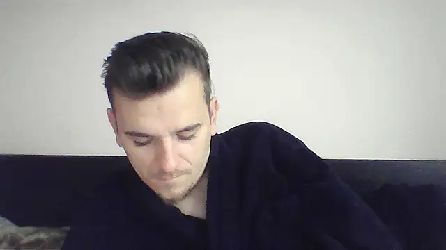 Huge cock22cm online show from 9, 10, 2025