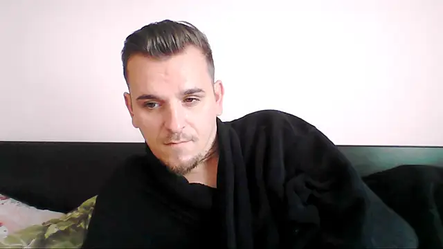 Huge cock22cm online show from 29, 9, 2025