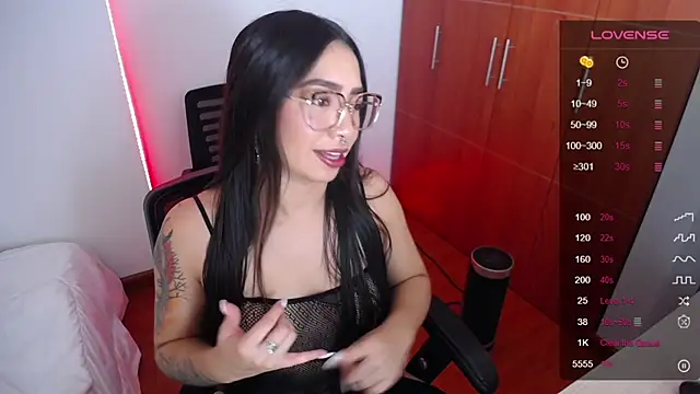 megan bluee23 online show from 20, 2, 2025