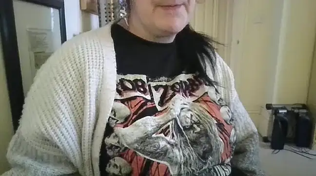 MissKisu online show from 3, 3, 2025