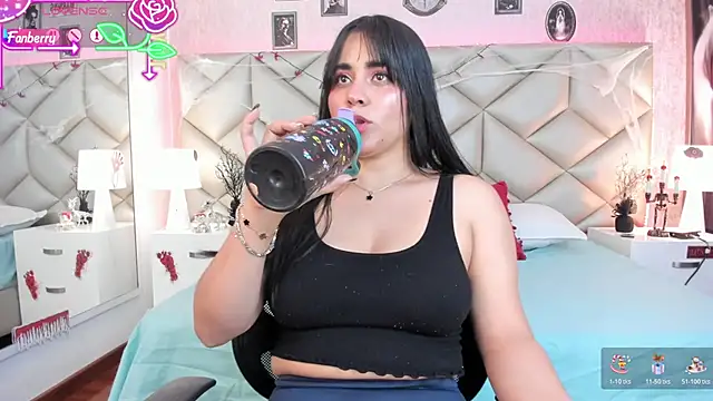 Brenda Garcia online show from 4, 11, 2025