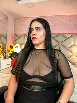 Brenda Garcia online show from 3, 10, 2025