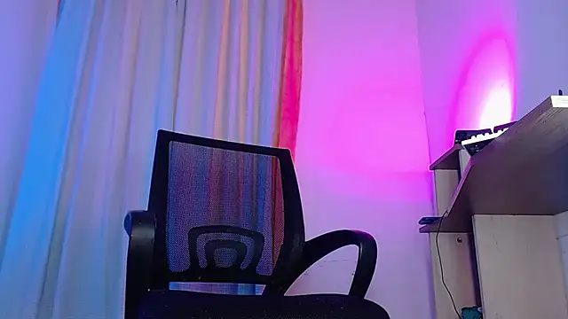 DanteSantoro online show from 12, 5, 2026