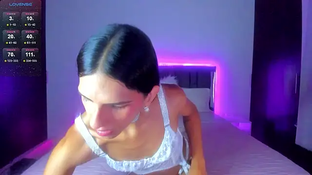 Snapshot of AlanaSofiia chatting on 27, 2, 2025 AlanaSofiia online show from 27, 2, 2025