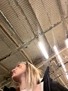 littlebitchess online show from 28, 11, 2025