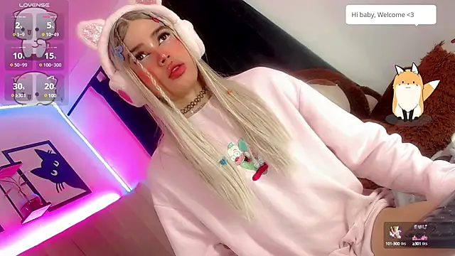 Snapshot of ladytslatina chatting on 4, 3, 2025 ladytslatina online show from 4, 3, 2025