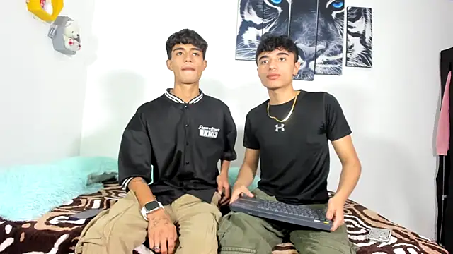 Snapshot of oliverhot2005 chatting on 18, 3, 2025 oliverhot2005 online show from 18, 3, 2025