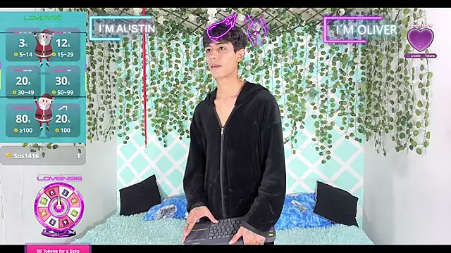 Snapshot of oliverhot2005 chatting on 24, 11, 2025 oliverhot2005 online show from 24, 11, 2025