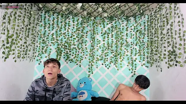 oliverhot2005 online show from 13, 1, 2026