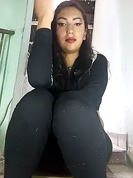 LucyStrike  online show from 10, 10, 2025