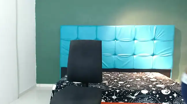 SexyBigCock01 online show from 3, 2, 2025