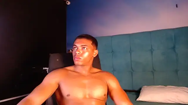 SexyBigCock01 online show from 2, 12, 2025