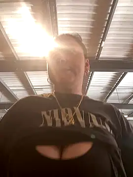 Luccreccia  online show from 12, 10, 2025