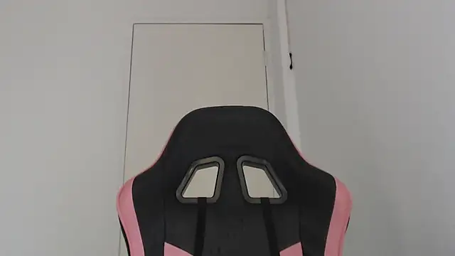 Emily Guerra1 online show from 27, 2, 2025