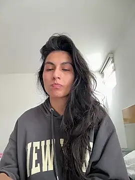 Snapshot of Dahian-peach chatting on 10, 7, 2026 Dahian-peach online show from 10, 7, 2026