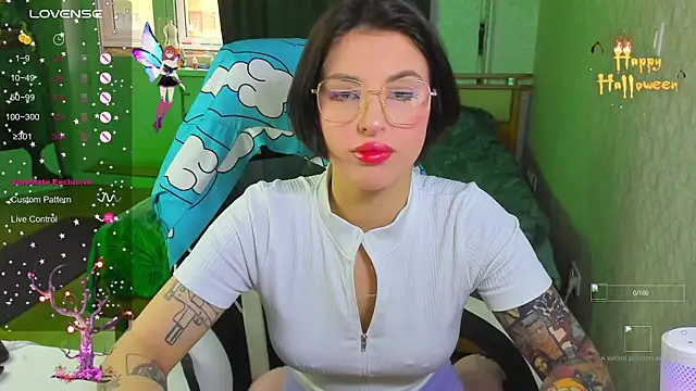 folinskayyya online show from 5, 11, 2025