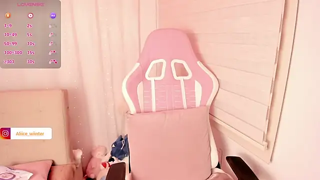 Alice winter  online show from 26, 3, 2026