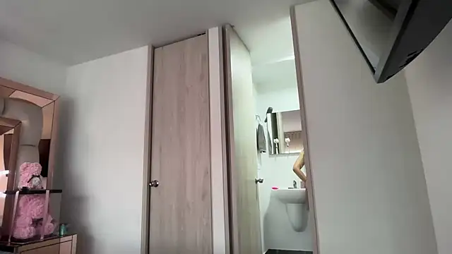 candy-sam28 online show from 29, 4, 2026