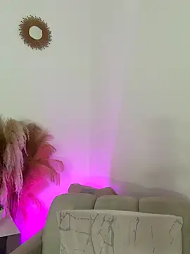 Ashleyjenner  online show from 9, 10, 2025