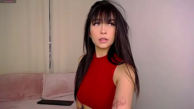 Evelyn Bennett online show from 7, 2, 2025