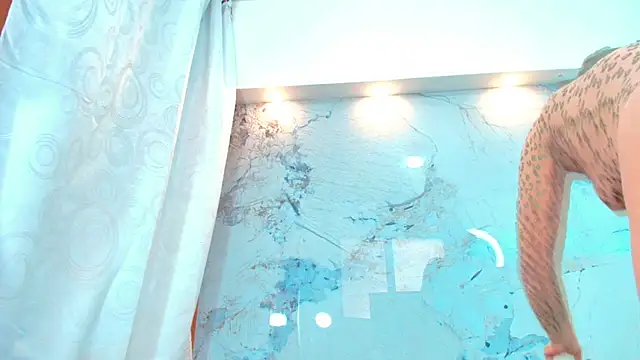 Natasha Colins1 online show from 3, 3, 2025