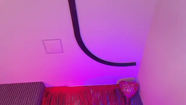 Snapshot of hot_dione chatting on 8, 2, 2026 hot dione online show from 8, 2, 2026