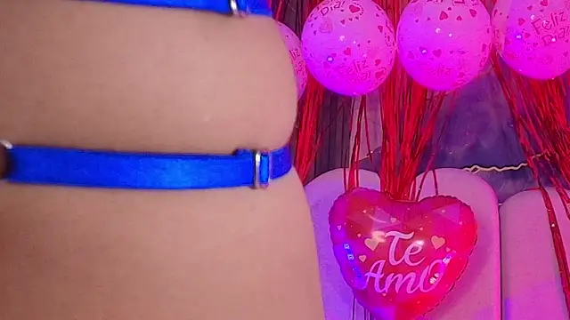 Snapshot of hot_dione chatting on 12, 2, 2026 hot dione online show from 12, 2, 2026