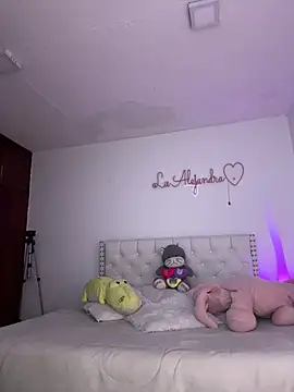alee lenoxx online show from 23, 4, 2026