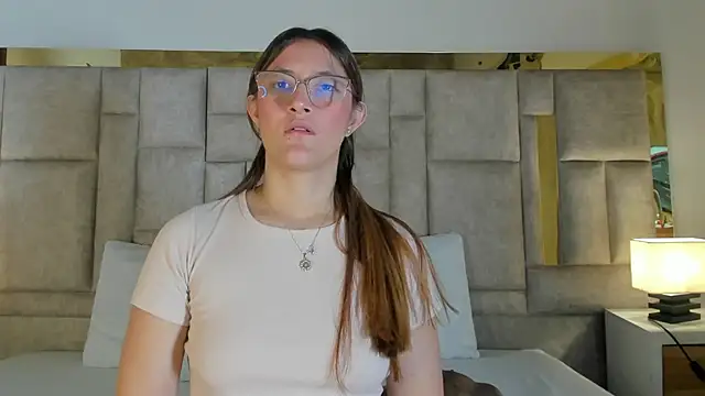 Ruth harvey  online show from 14, 9, 2025