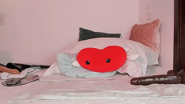 alyjonesoficiall online show from 8, 3, 2025