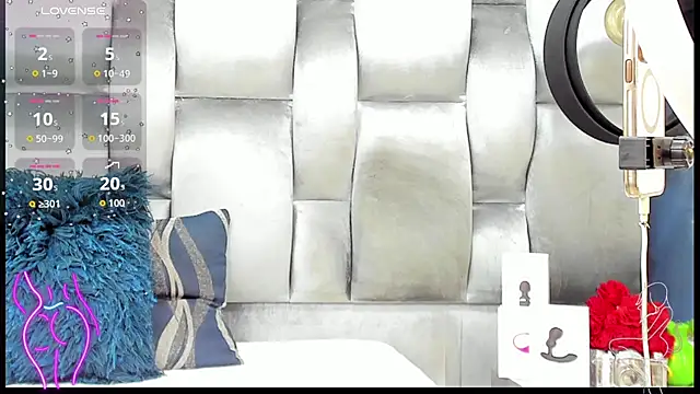 CamilaBenitez online show from 10, 9, 2025