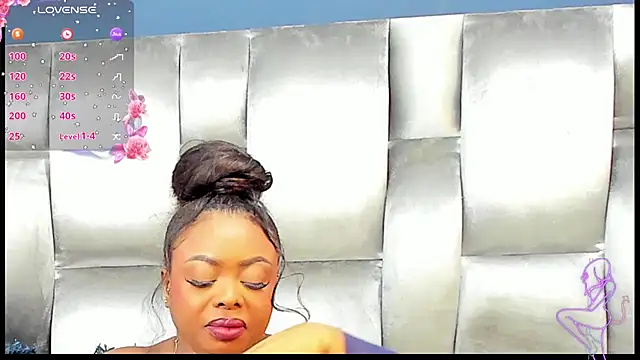 CamilaBenitez online show from 20, 2, 2026