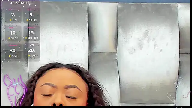 CamilaBenitez online show from 3, 10, 2025