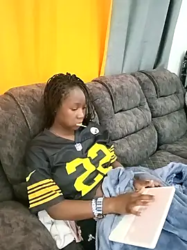 Snapshot of carenic chatting on 22, 10, 2025 carenic online show from 22, 10, 2025