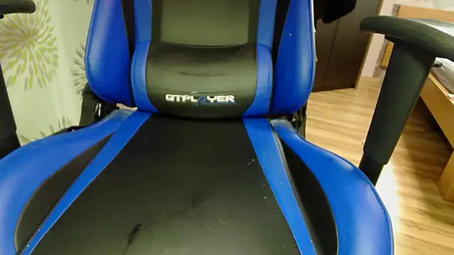 Snapshot of Jonnyyy18teen chatting on 15, 11, 2025 Jonnyyy18teen online show from 15, 11, 2025