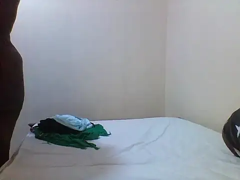 princess-cutie12 online show from 28, 3, 2026