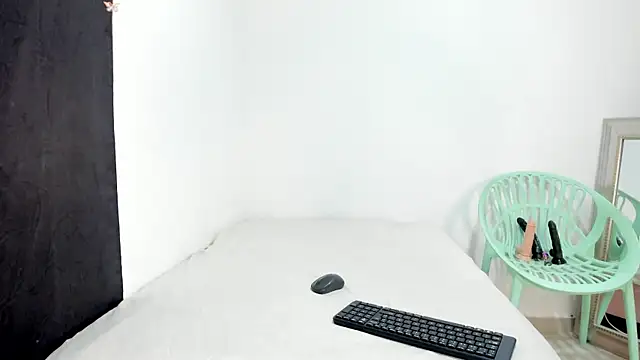 Vicky Freedom online show from 6, 4, 2026