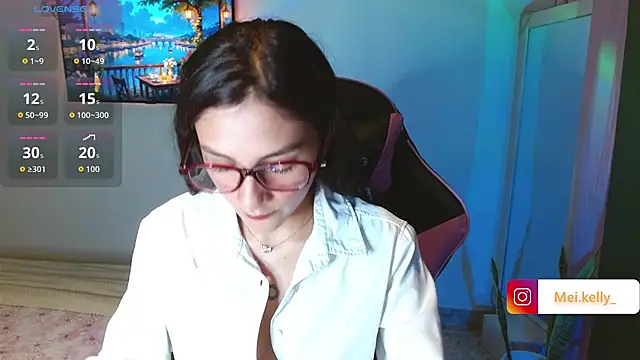 Mei Kelly online show from 7, 10, 2025