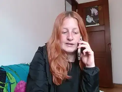 ViioletaMora online show from 28, 10, 2025