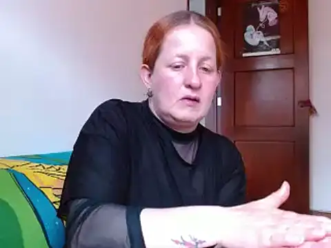 ViioletaMora online show from 18, 11, 2025