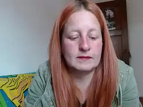 ViioletaMora online show from 23, 10, 2025