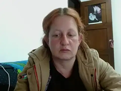 ViioletaMora online show from 17, 10, 2025