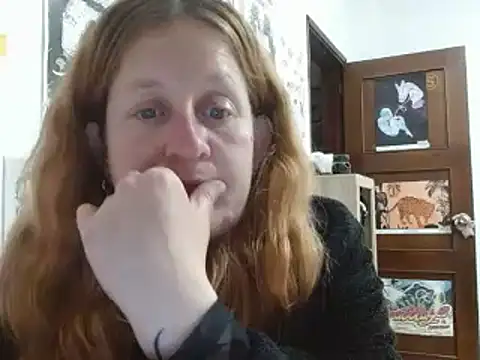 Snapshot of ViioletaMora chatting on 3, 7, 2026 ViioletaMora online show from 3, 7, 2026