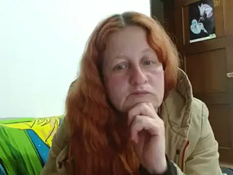 ViioletaMora online show from 15, 10, 2025