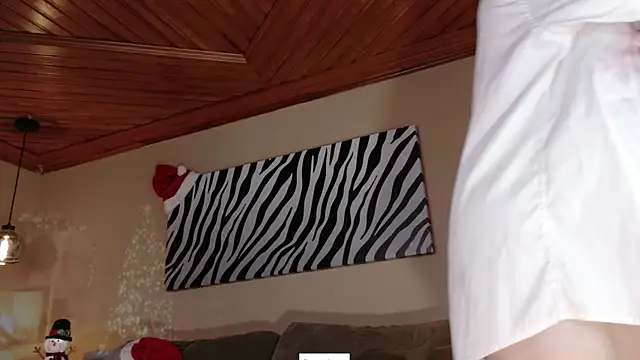 Hannah Borbon online show from 18, 12, 2025