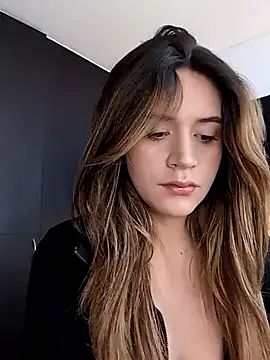 maliciaworld online show from 16, 9, 2025