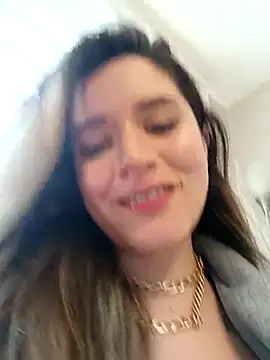 maliciaworld online show from 14, 2, 2025